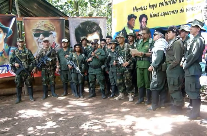 ¿Quién está detrás del rearme de las FARC en Colombia?