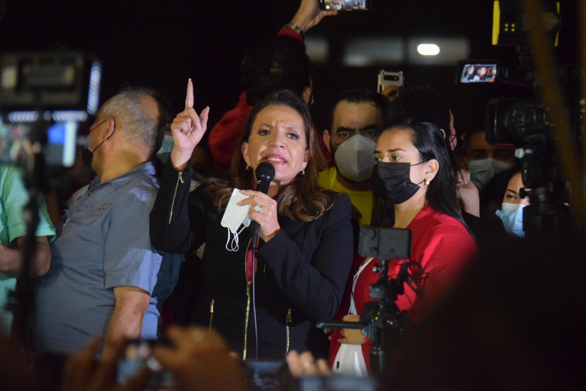El apoyo internacional a la hondureña Xiomara Castro es mejor al recibido por Daniel Ortega en Nicaragua