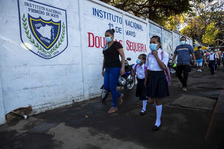 Silencio oficial sobre la circulación de Ómicron en Nicaragua aumenta riesgo de infectarse, alerta experto