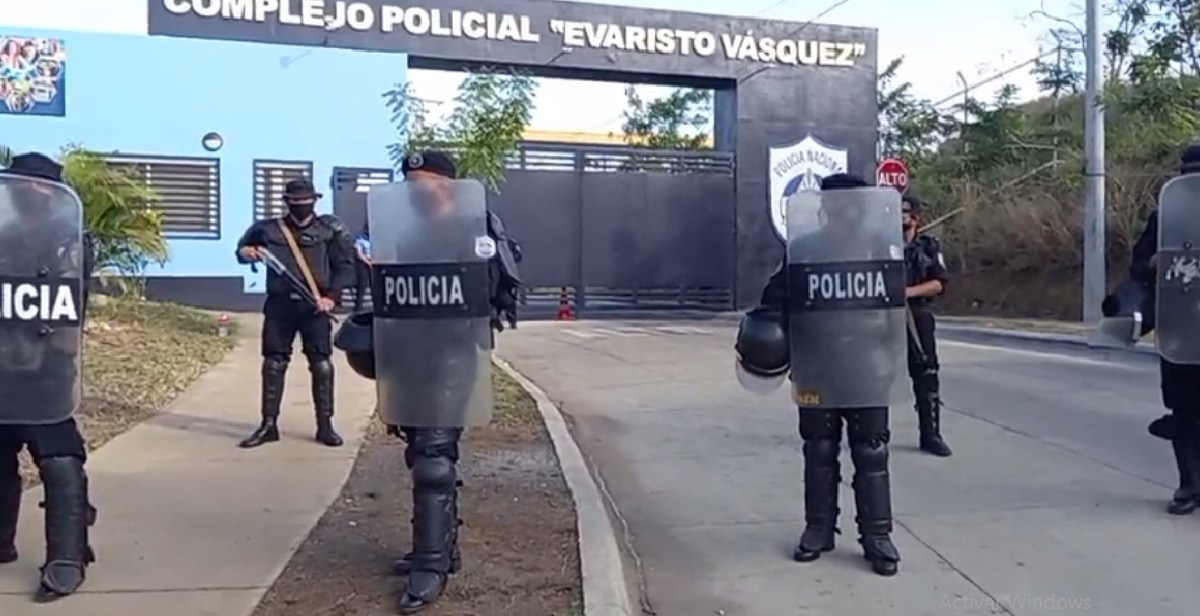 Desacuerdos entre grupos de excarcelados y familiares de presos políticos ante posible diálogo con Ortega