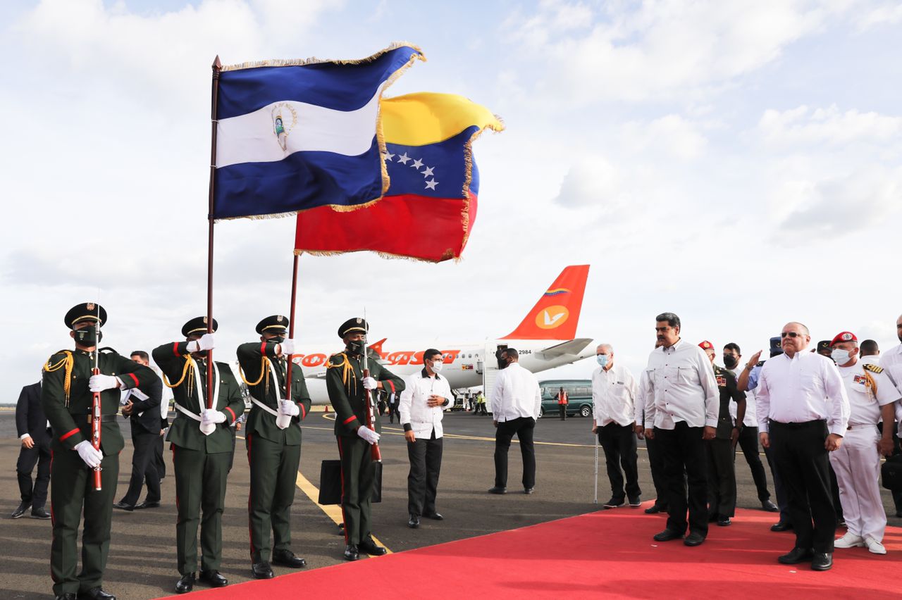 Ortega usa a Nicaragua para triangular exportación de oro de Venezuela y las FARC 