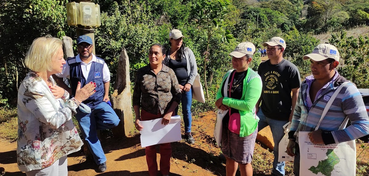 Embajadora visita proyectos de UE en Nueva Segovia y Madriz: «he visto  cómo cambia la vida de la gente aquí»