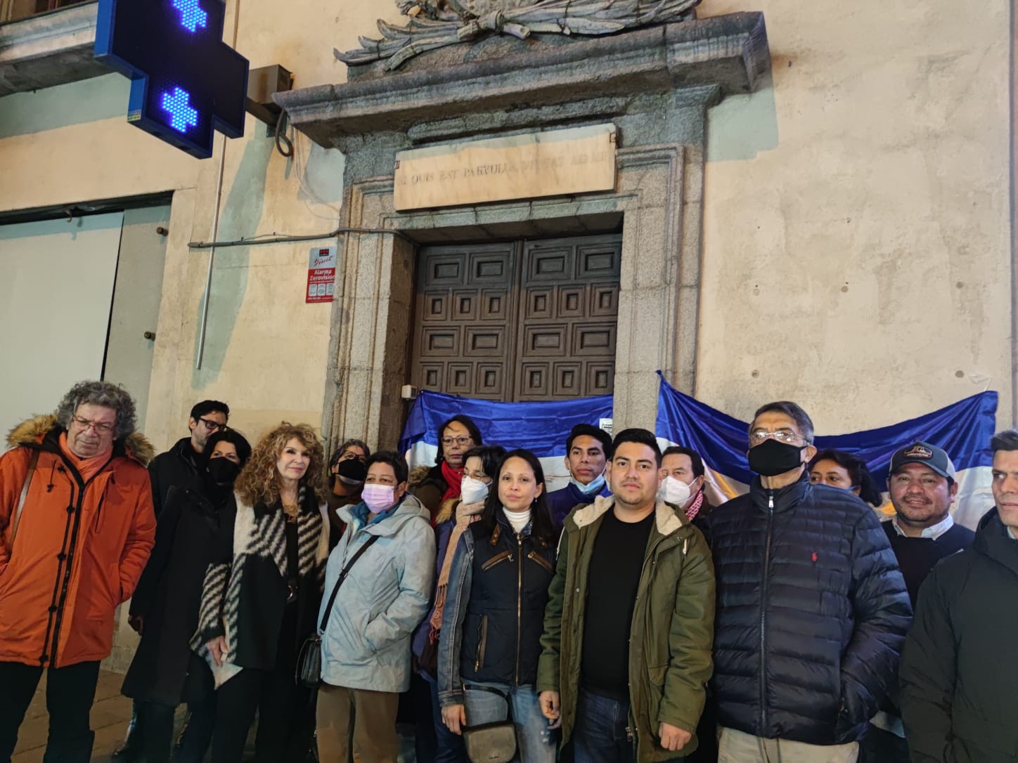 Sergio Ramírez y Gioconda Belli recuerdan a su compañero de lucha Hugo Torres en una vigilia en Madrid