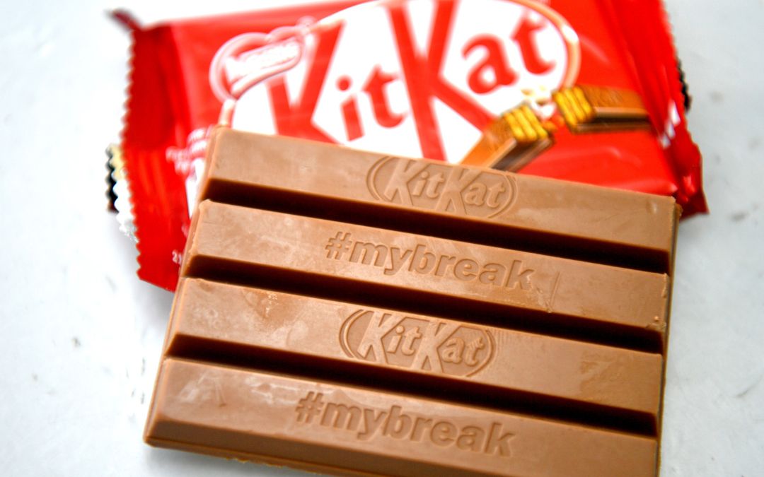 Roban un camión con 12 toneladas de chocolatinas de la marca KitKat de Nestlé