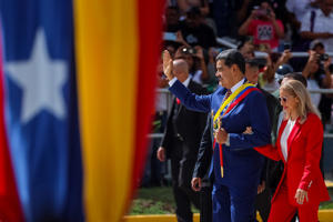 Venezolanos en exilio piden a Trump capturar a Maduro tras nueva designación de terrorismo