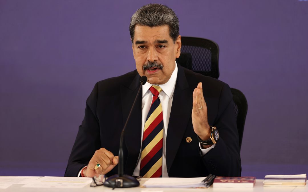 Maduro bajo máxima tensión: asegura que 1,200 misiles de EE. UU. apuntan a Venezuela