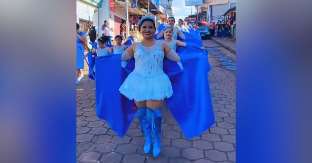 Estudiantes de Waslala desfilan con trajes inspirados en Sheynnis Palacios