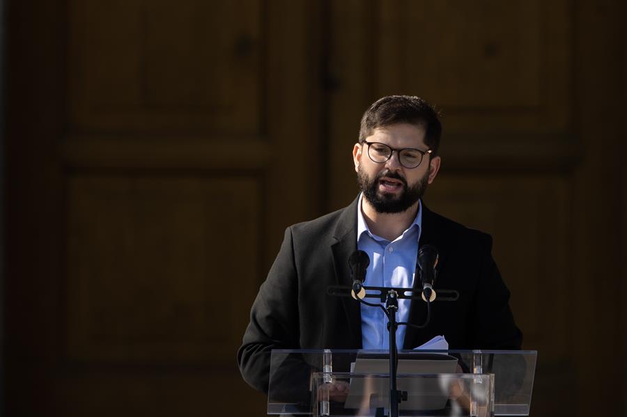 Gabriel Boric da la espalda a la «izquierda» de Daniel Ortega