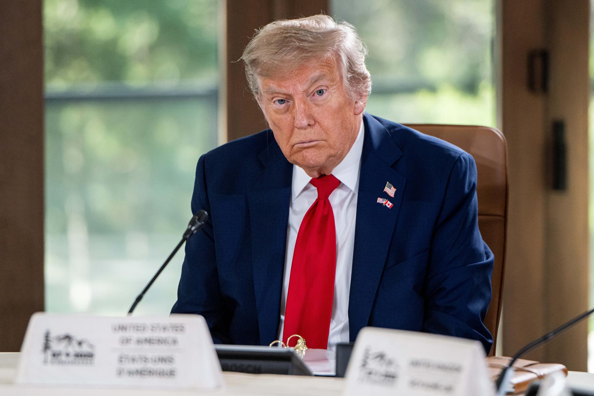 Trump afirma que todavía no ha tomado una decisión sobre si atacar a Irán