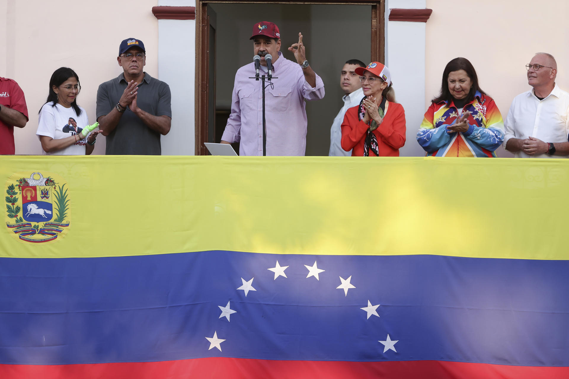 Exilio venezolano pide «medidas más contundentes» a la nueva recompensa de EE.UU. por Maduro