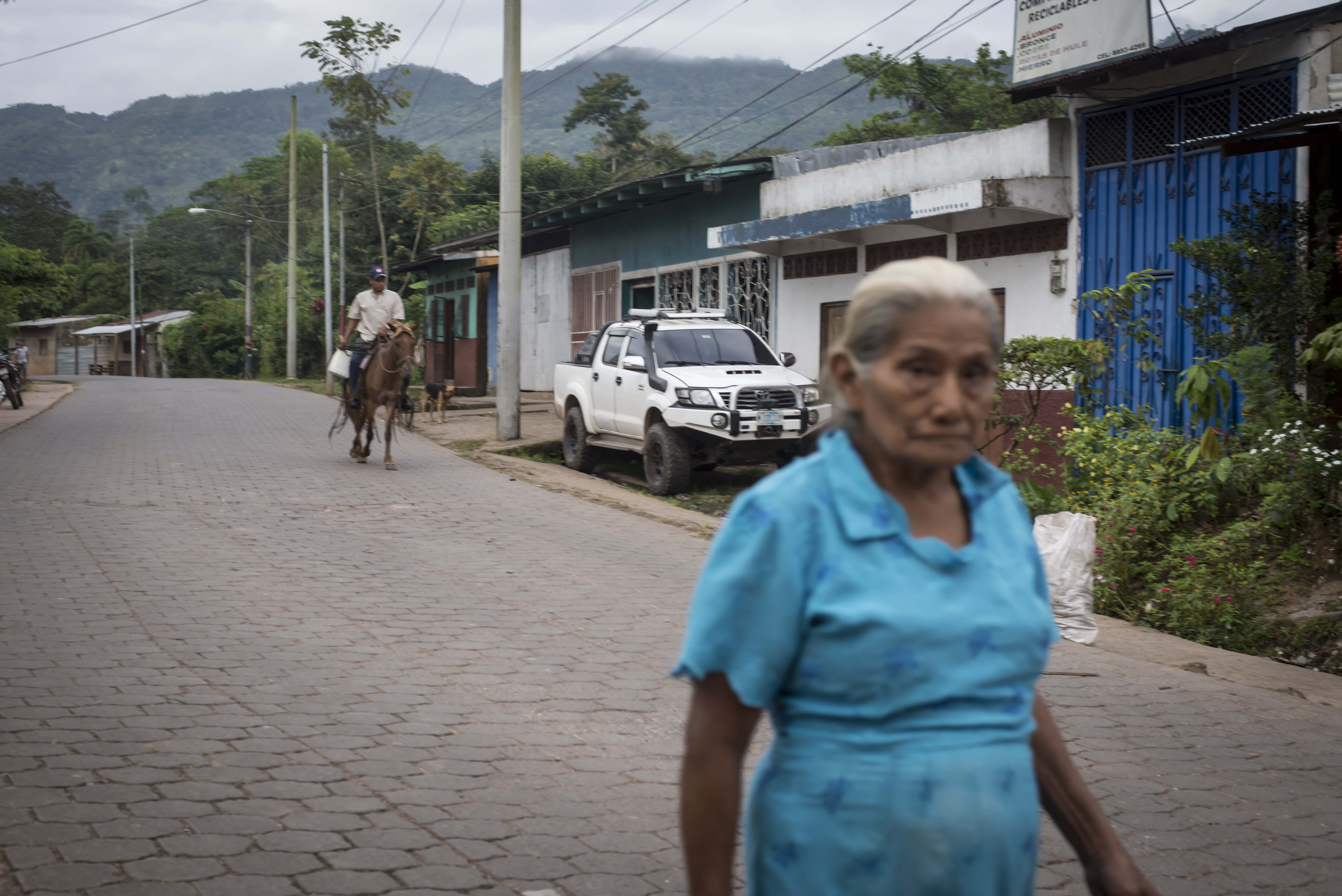 Las mujeres tejen redes para protegerse de la violencia machista