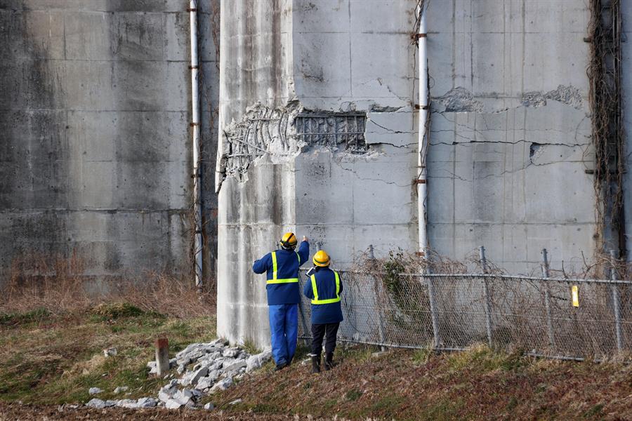 El terremoto que golpeó anoche Fukushima deja 4 muertos, 200 heridos y daños materiales