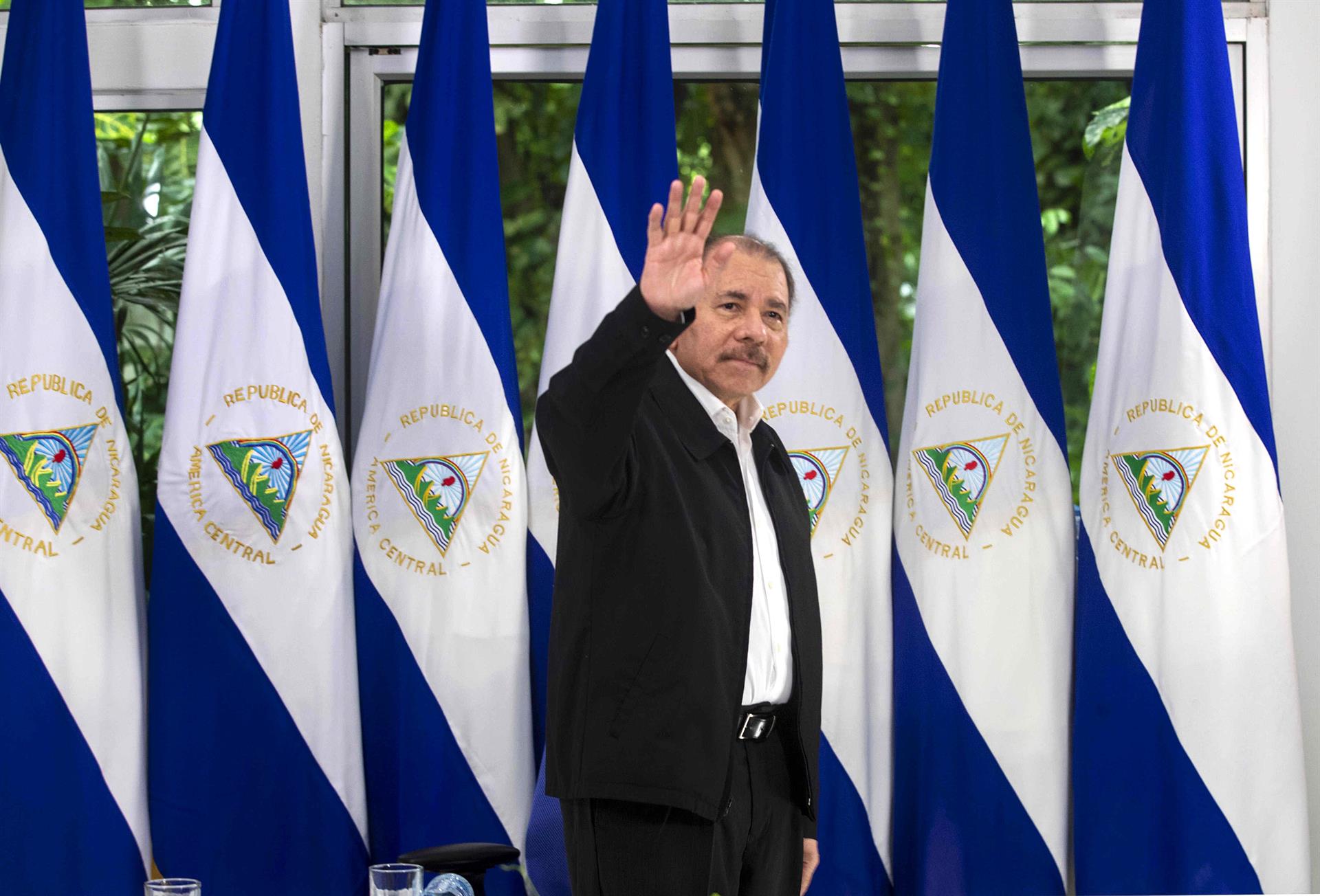 Ortega retoma plan de explorar el espacio