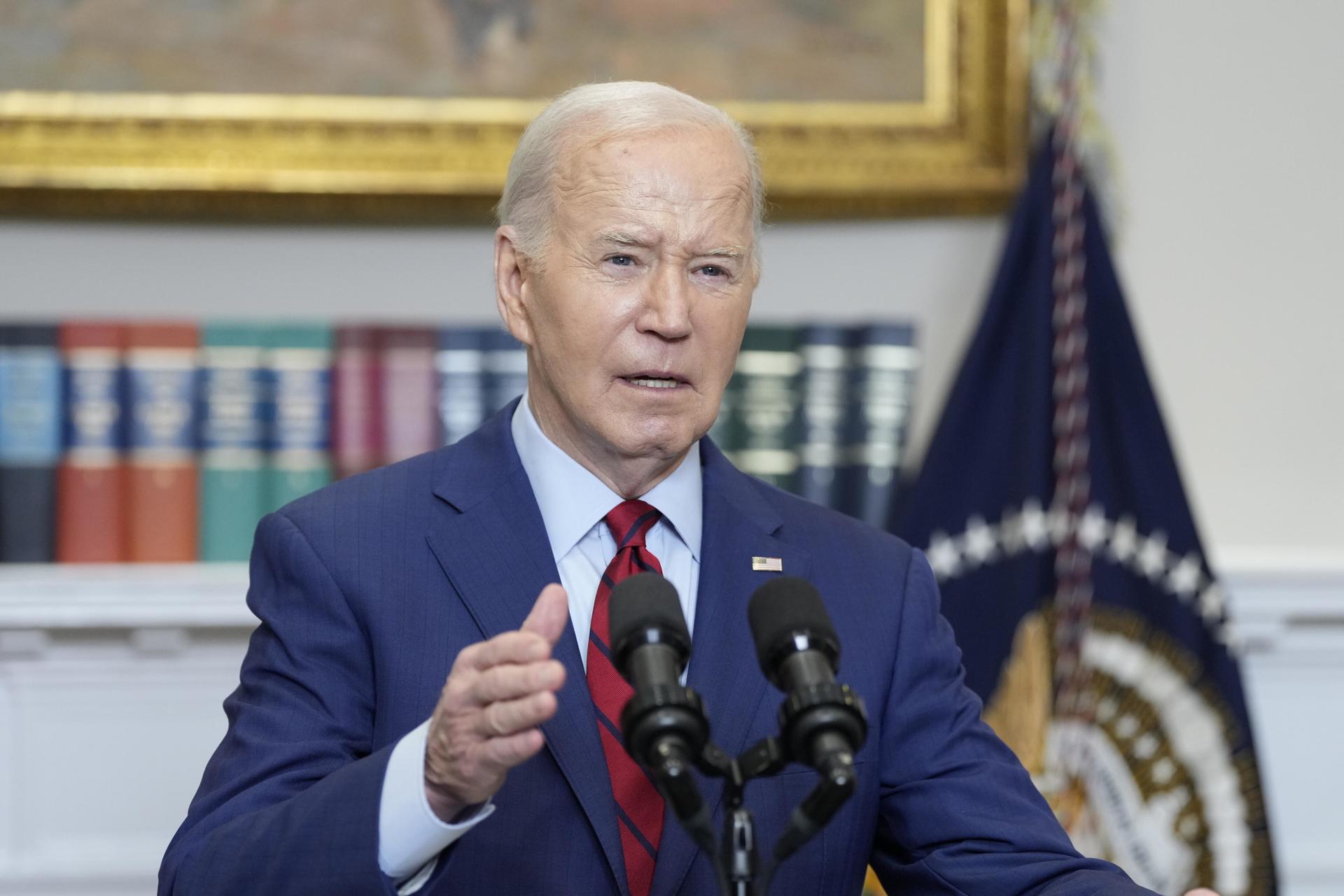 Biden condena la violencia en las protestas universitarias contra la guerra en Gaza