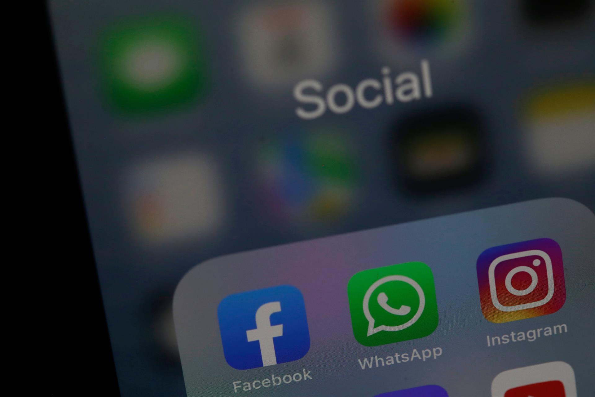 La Justicia rusa declara «extremista» a Meta y prohíbe Facebook e Instagram