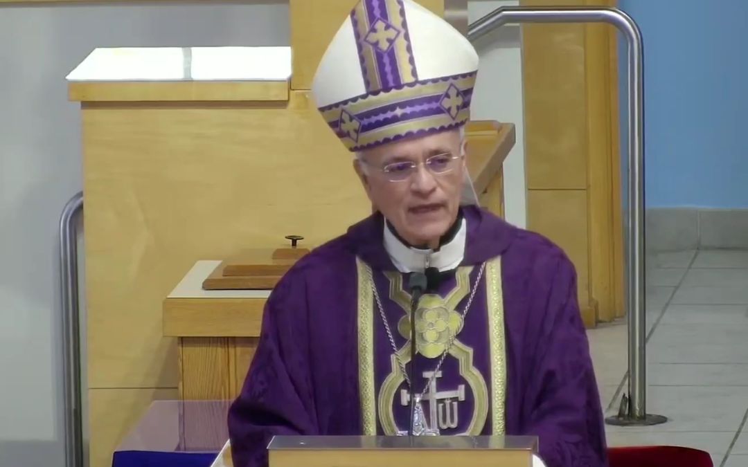 Monseñor Báez acusa a los tiranos de sacrificar la libertad del pueblo “al servicio del diablo”