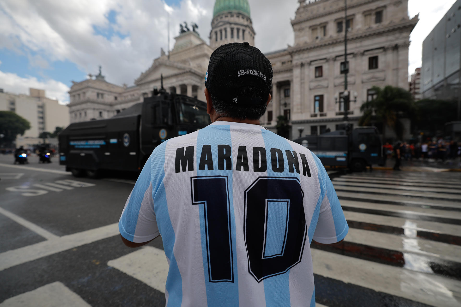 Maradona no tenía alcohol ni drogas en sangre al momento de su muerte, según perito