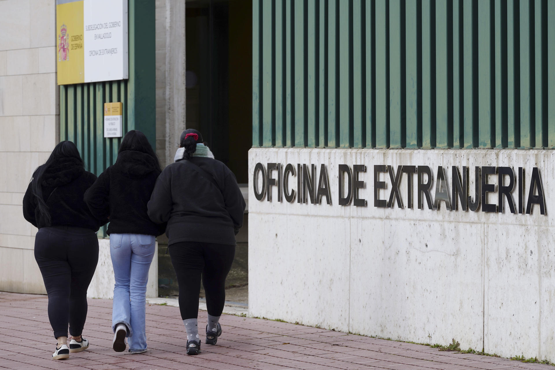 Claves de la regularización en España de medio millón de inmigrantes