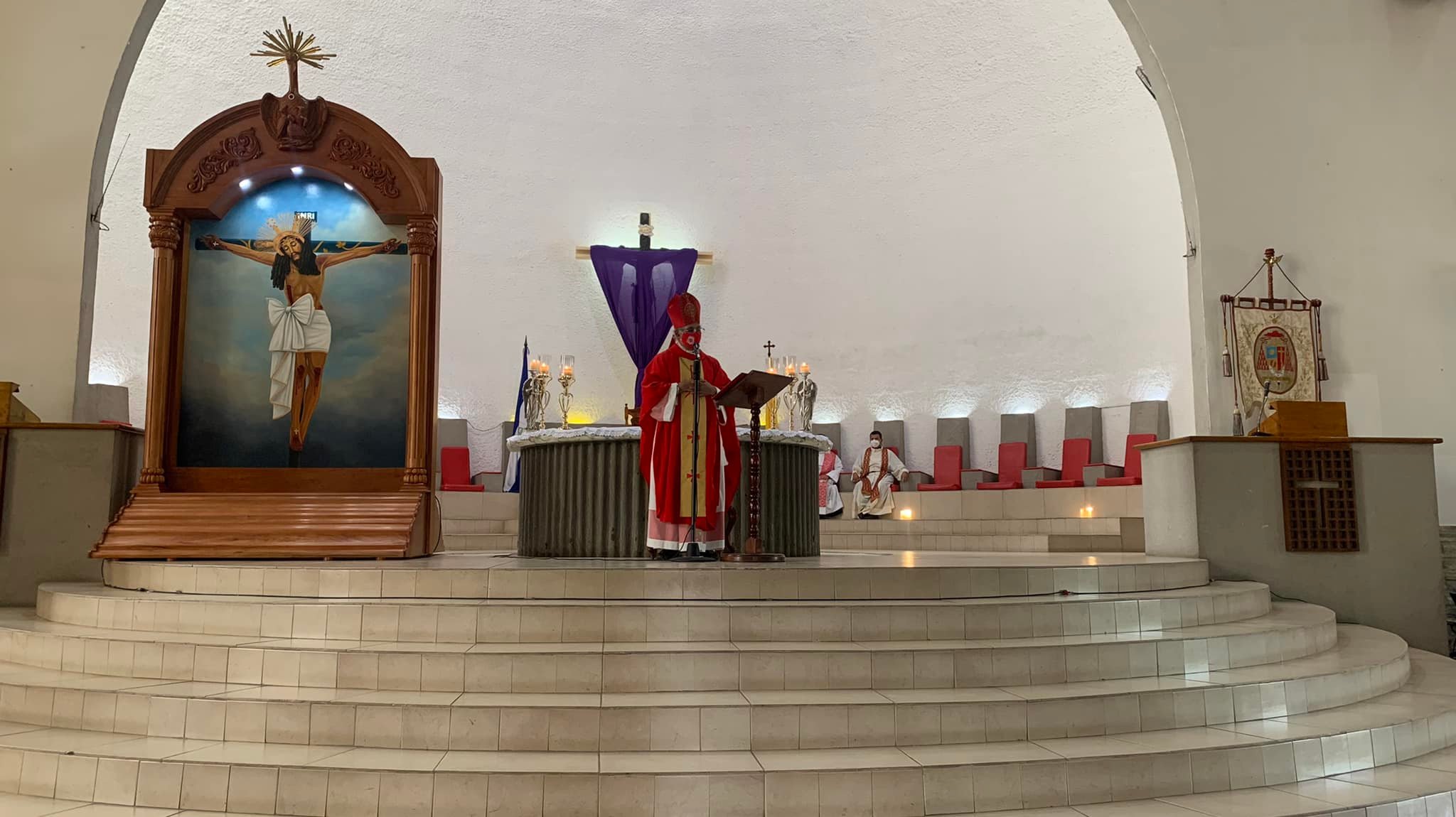 Una pintura de la imagen de la Sangre de Cristo «calcinada por el odio» encabezará el Viacrucis del Viernes Santo en Managua