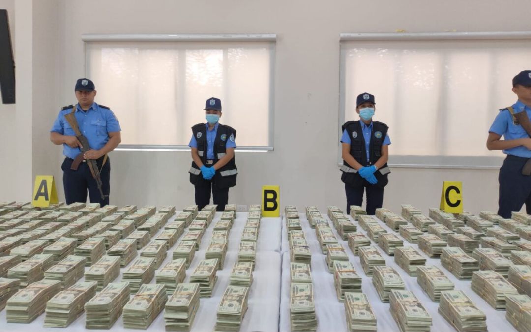 La Policía Orteguista “encuentra” 1.5 millones de dólares en Río San Juan