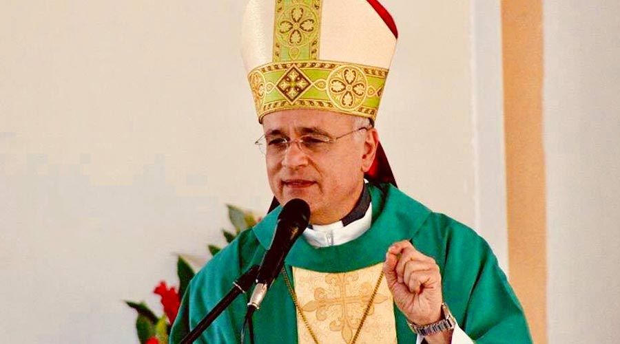 Monseñor Báez:  «lavarnos los pies unos a otros es renunciar a dominar»