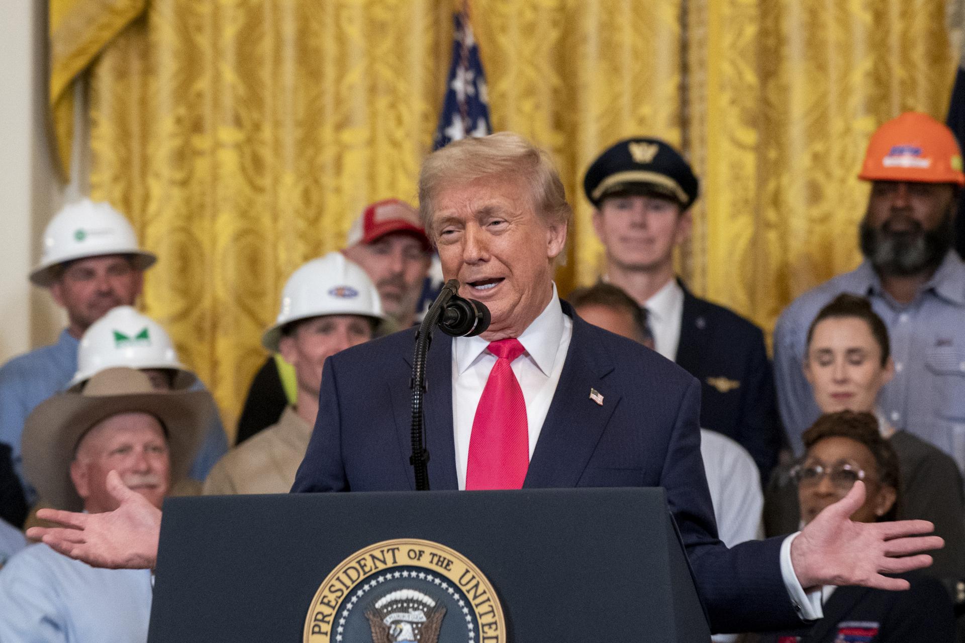 Donald Trump clama victoria tras fallo del Supremo a favor de su orden para limitar la ciudadanía