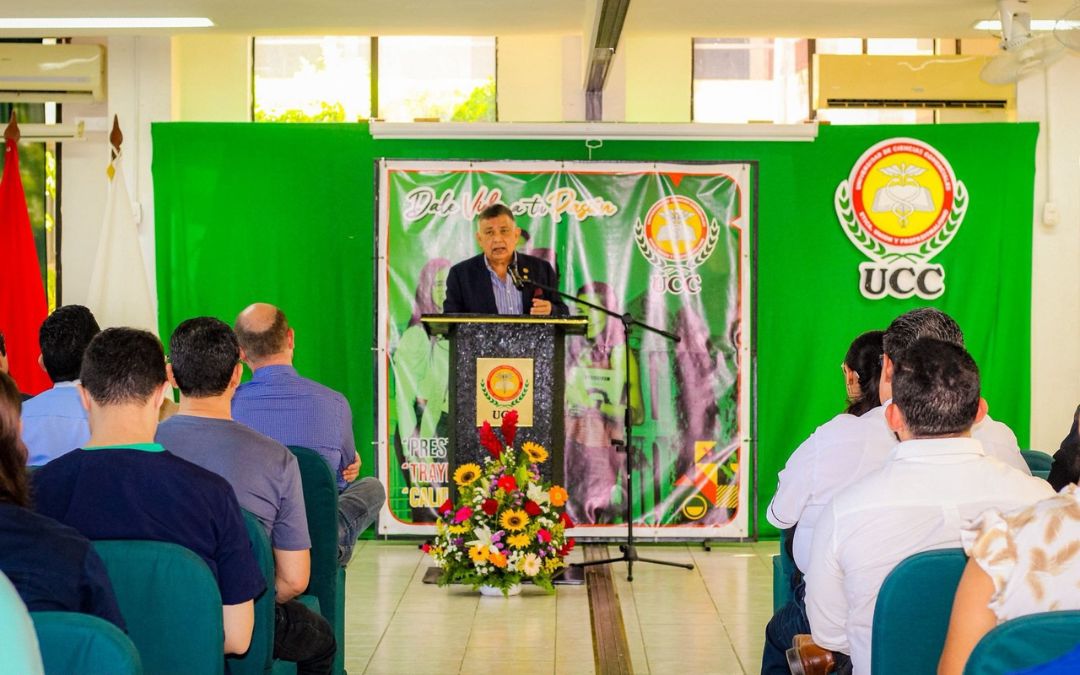 Propaganda disfrazada de cátedra: diputados y propagandistas imponen adoctrinamiento en universidades privadas