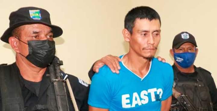 Asesino en serie de Rosita admite ante jueza uno de sus cuatro crímenes