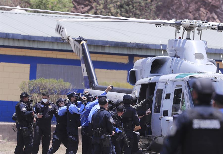 EE.UU. acusa a Hernández de usar dinero del narcotráfico para cometer fraude electoral