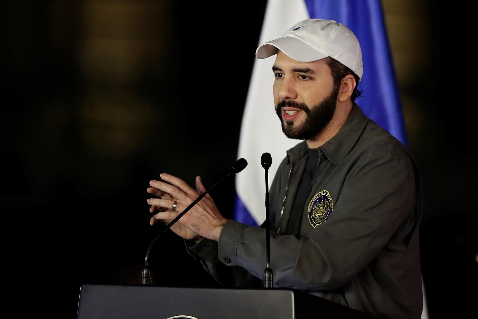 El Salvador alarga régimen de excepción, pero sin un plan definitivo ante los maras
