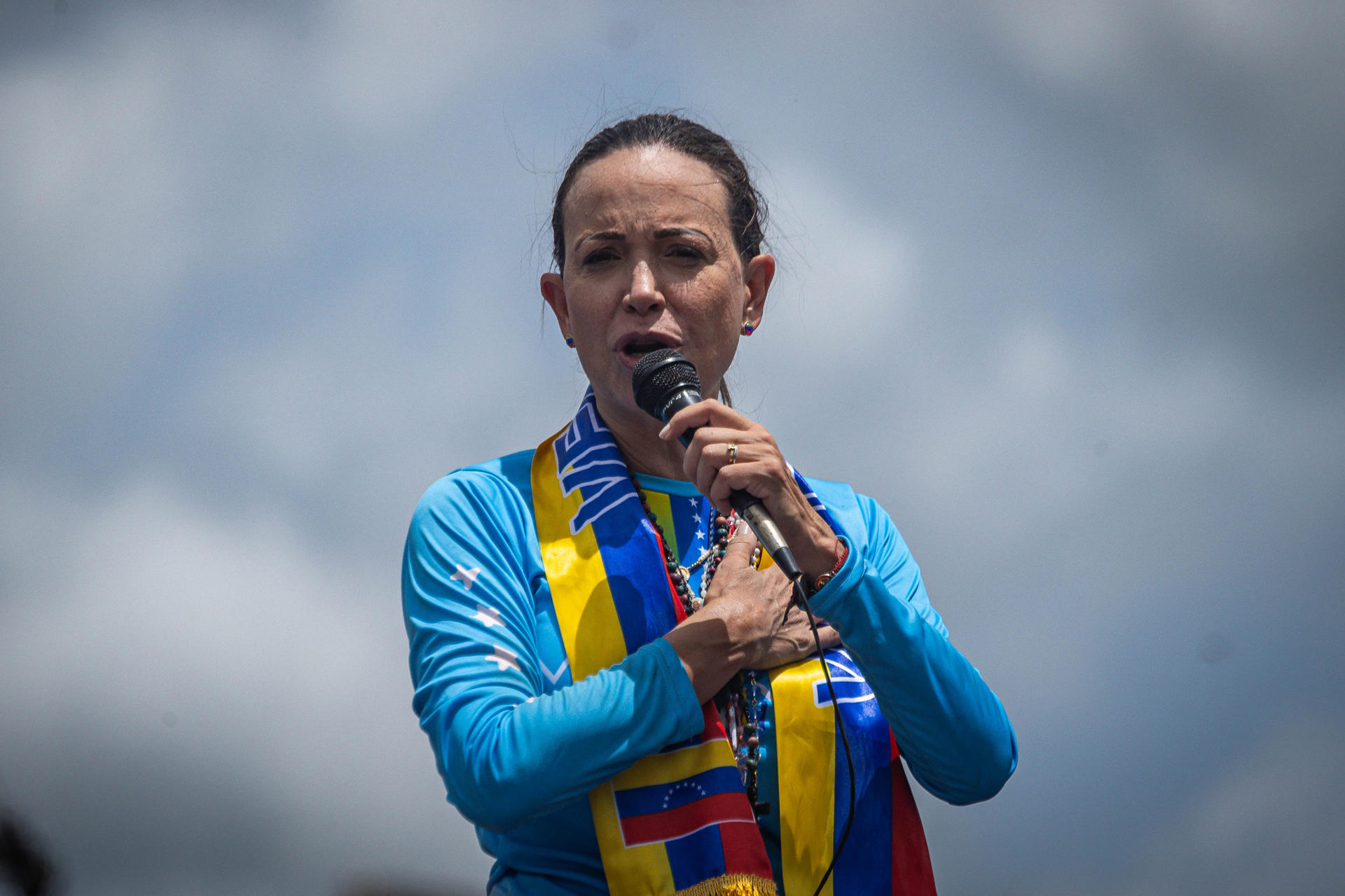 María Corina Machado: «Lo único que le queda» a Maduro es el apoyo del alto mando militar