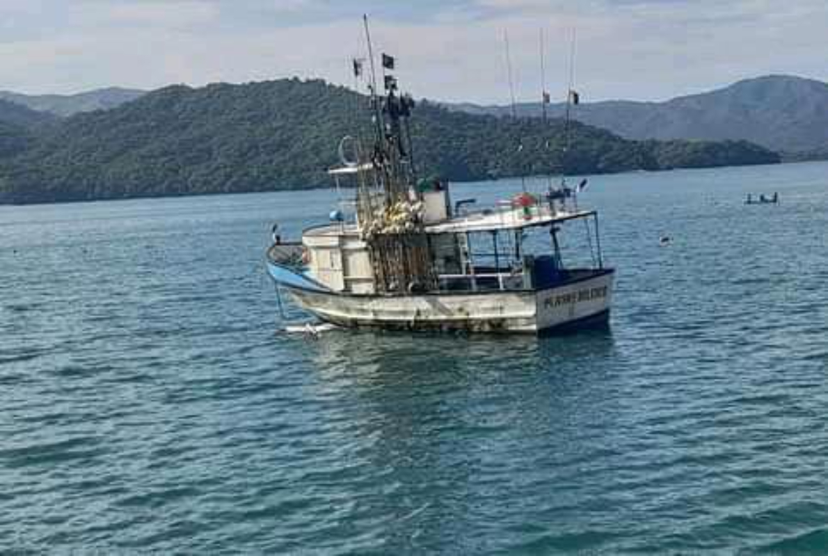 Piden rescatar a cuatro pescadores costarricenses que están a la deriva en aguas nicaragüenses