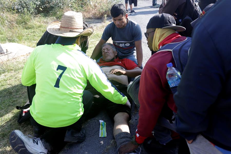 19 migrantes fueron abandonados en la caja de un tráiler en México