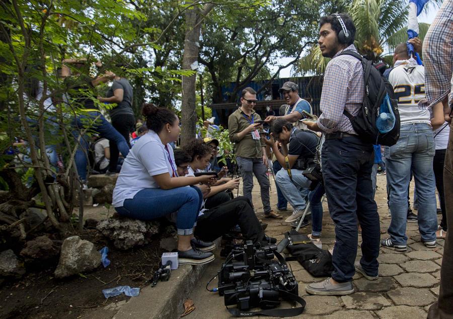 Periodistas nicaragüenses temen denunciar agresiones, según Voces del Sur