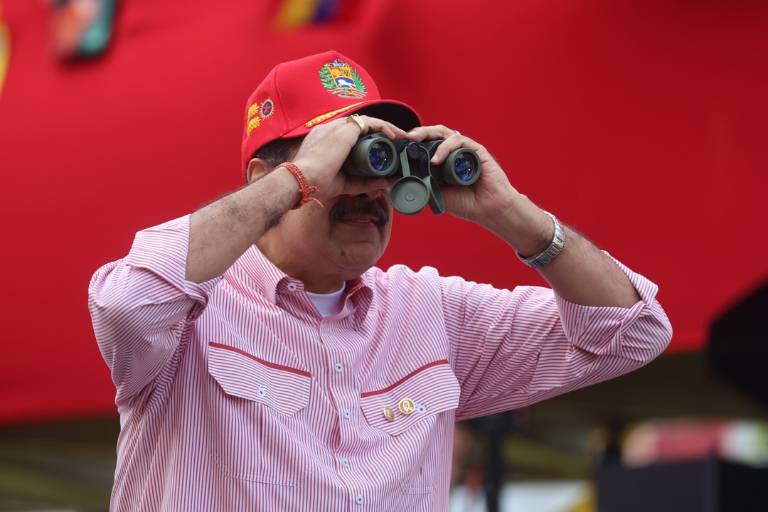 Maduro acusa a María Corina Machado de «aplaudir» en Oslo el «secuestro» del petrolero