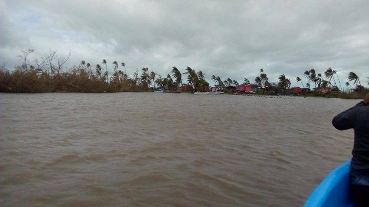 Tres fallecidos y dos desaparecidos tras naufragio de lancha en laguna de Haulover, en el Caribe Norte