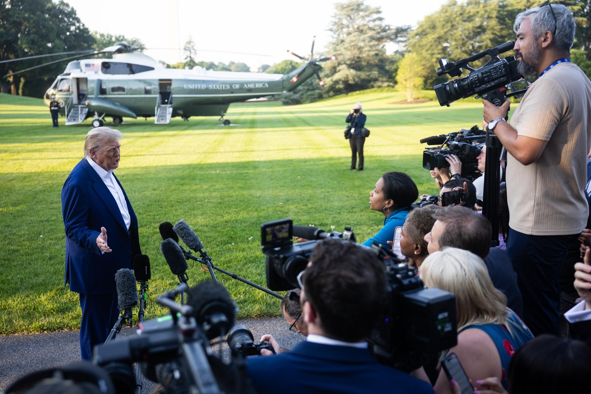 Trump dice que gracias a su paz en O.Medio, China puede volver a comprar petróleo iraní