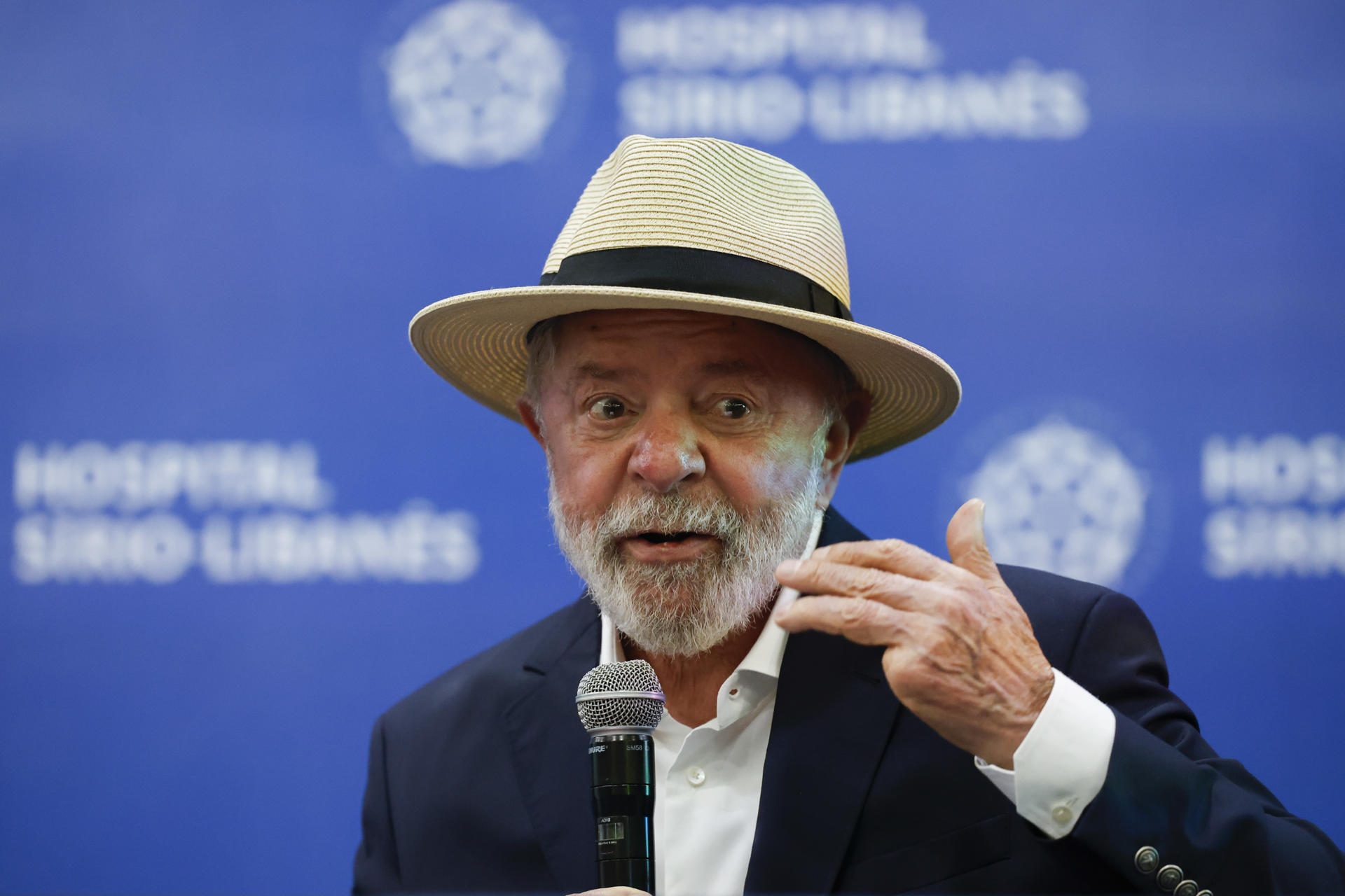 Lula vuelve a trabajar y discute el trámite de medidas económicas en el Parlamento