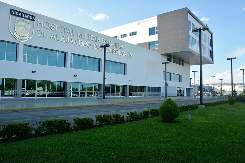 Un hombre mata a su pareja en la capilla del Hospital Militar en Managua
