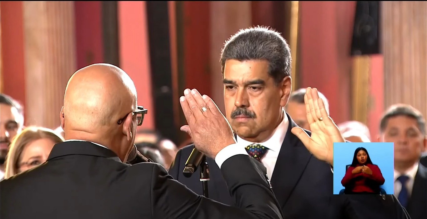 Nicolás Maduro se juramenta como «presidente» de Venezuela