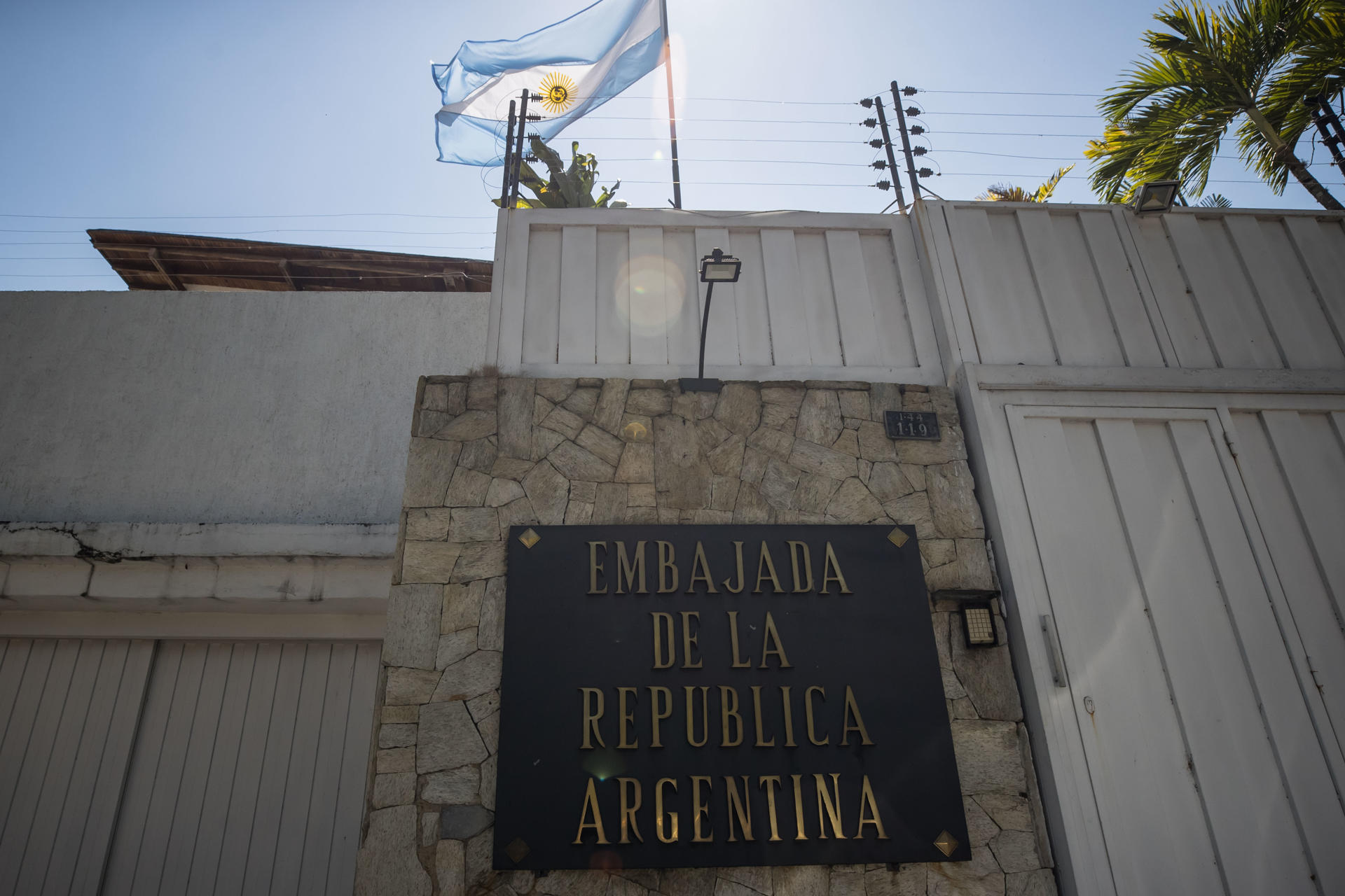 Partido de Machado reporta disparos de militares a reos «políticos» en cárcel venezolana