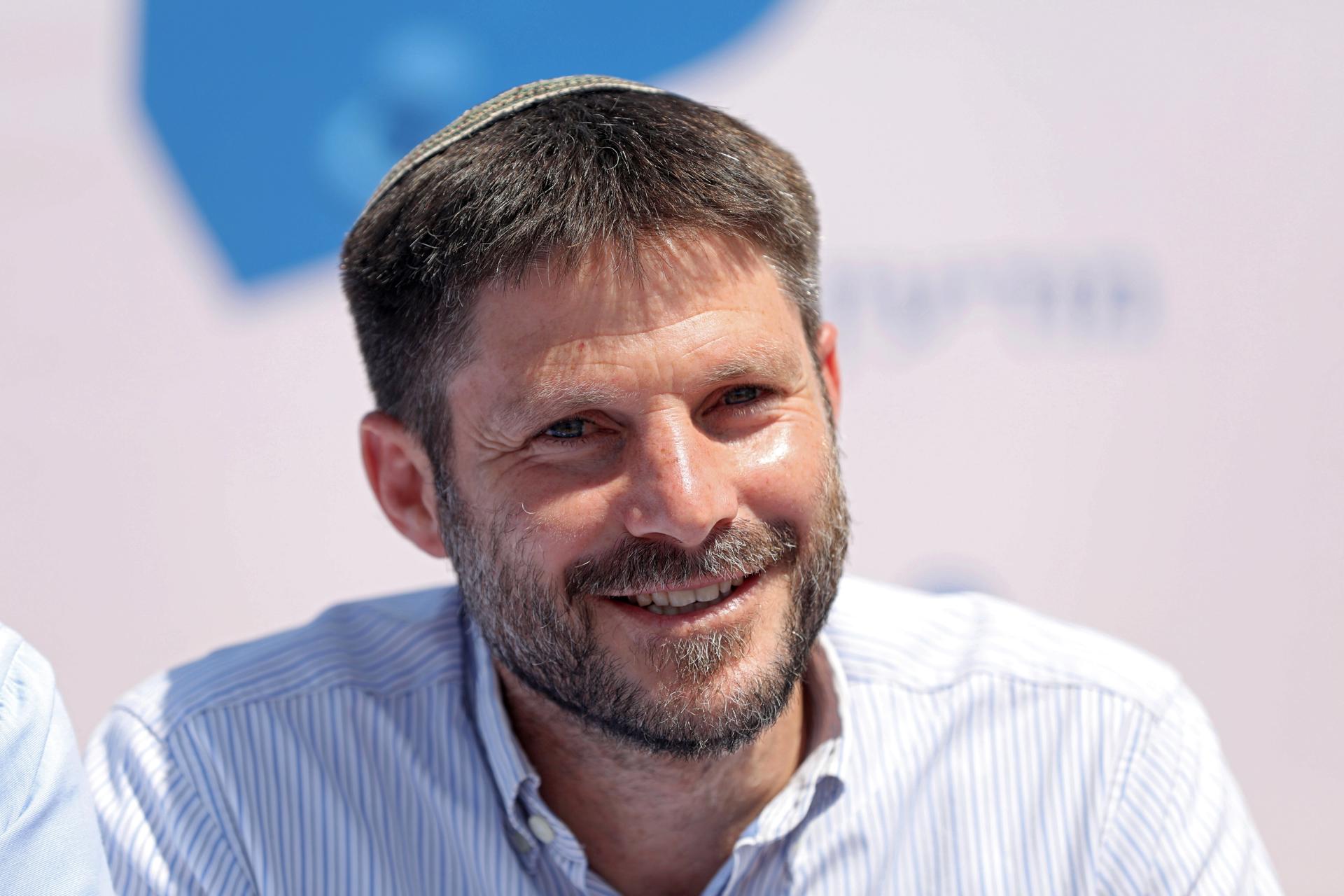 Ministro israelí dice estar coordinando con EE.UU. el plan para expulsar a los gazatíes