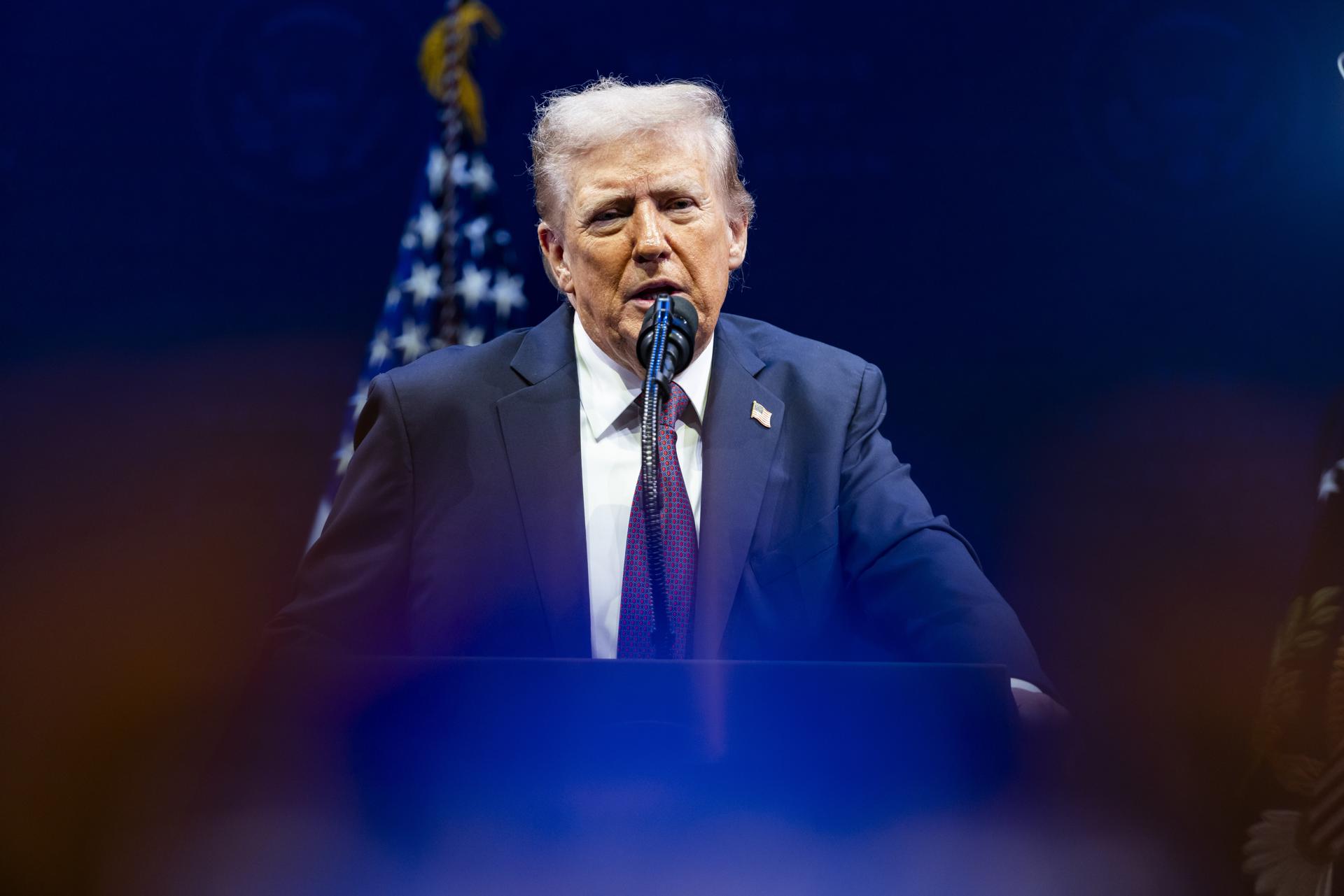 El arrestado por el tiroteo a Charlie Kirk no es el autor del disparo, según NYT