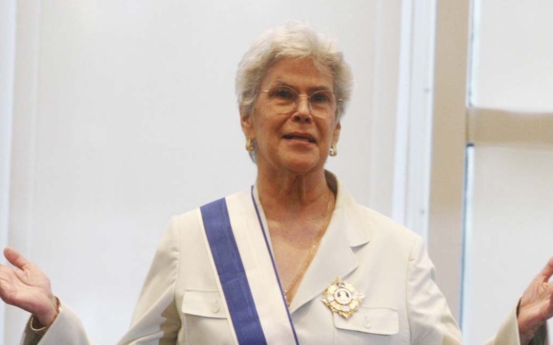 Estados Unidos recuerda a Violeta Barrios como la “única mujer elegida democráticamente” como presidenta de Nicaragua