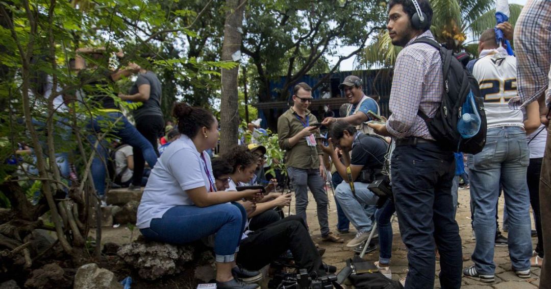 Persiste la represión a periodistas, aumenta la autocensura y el desierto informativo en Nicaragua