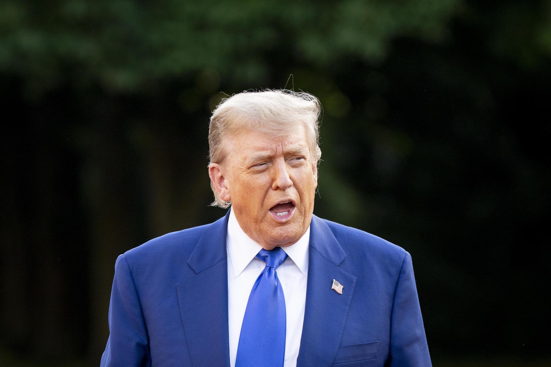 Trump acusa a CNN y The New York Times de intentar desvirtuar el «éxito» de los bombardeos a Irán
