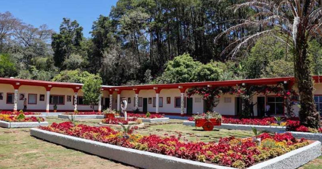Rosario Murillo celebra la instalación de universidad en propiedad confiscada a la Iglesia