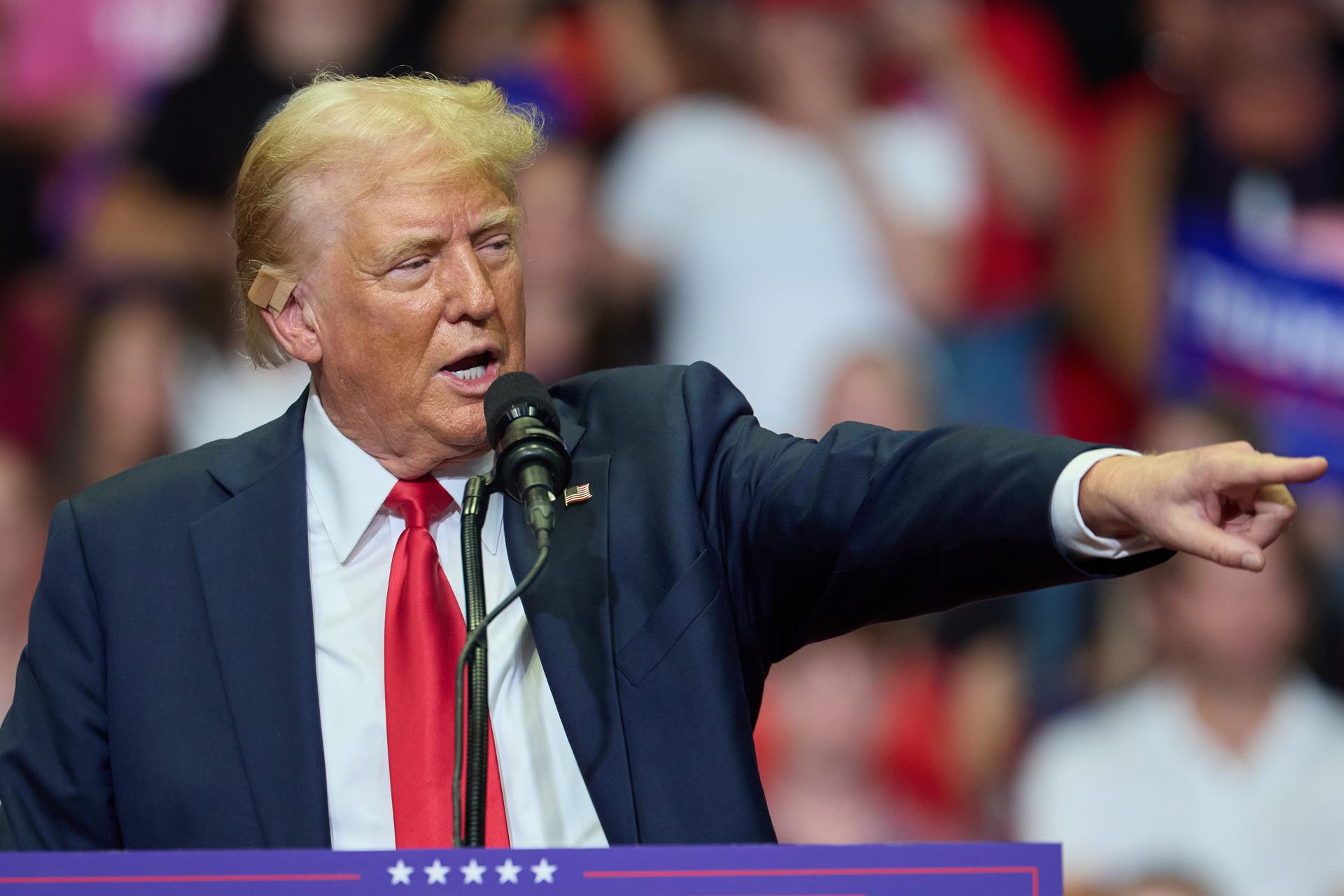 Donald Trump reta a Kamala Harris a debatir más de una vez en la carrera a la Casa Blanca