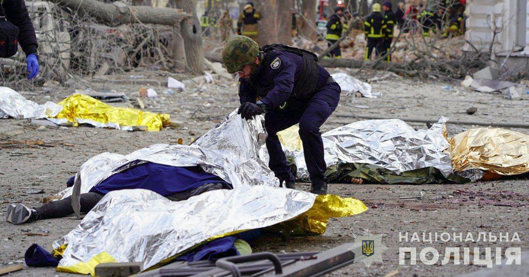 Un ataque ruso con misiles contra Sumi causa más de 30 muertos y un centenar de heridos
