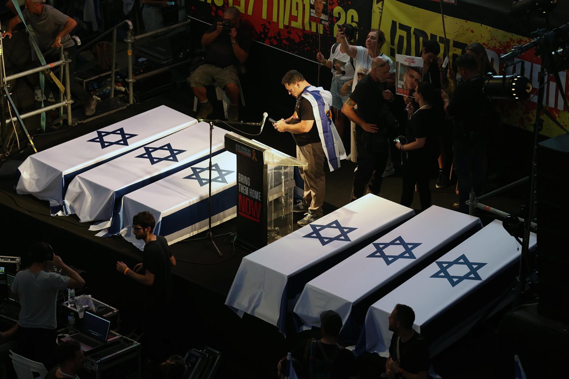 Autopsia israelí determina que los rehenes hallados en Gaza murieron por disparos de Hamás